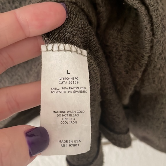 Green Envelope soft button down cardigan - Picture 6 of 7